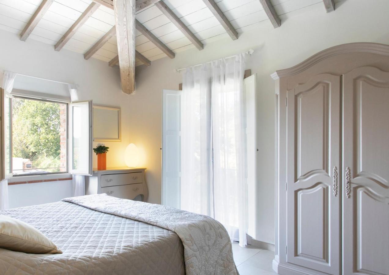 Fontelunga Hotel & Villas Pozzo  Buitenkant foto