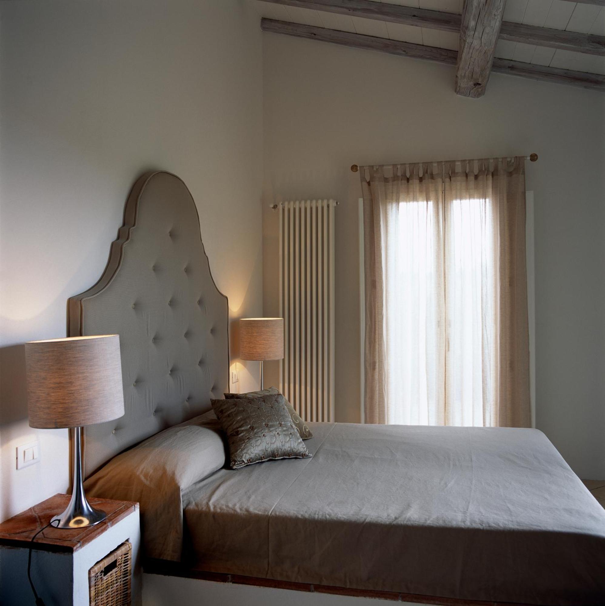 Fontelunga Hotel & Villas Pozzo  Buitenkant foto