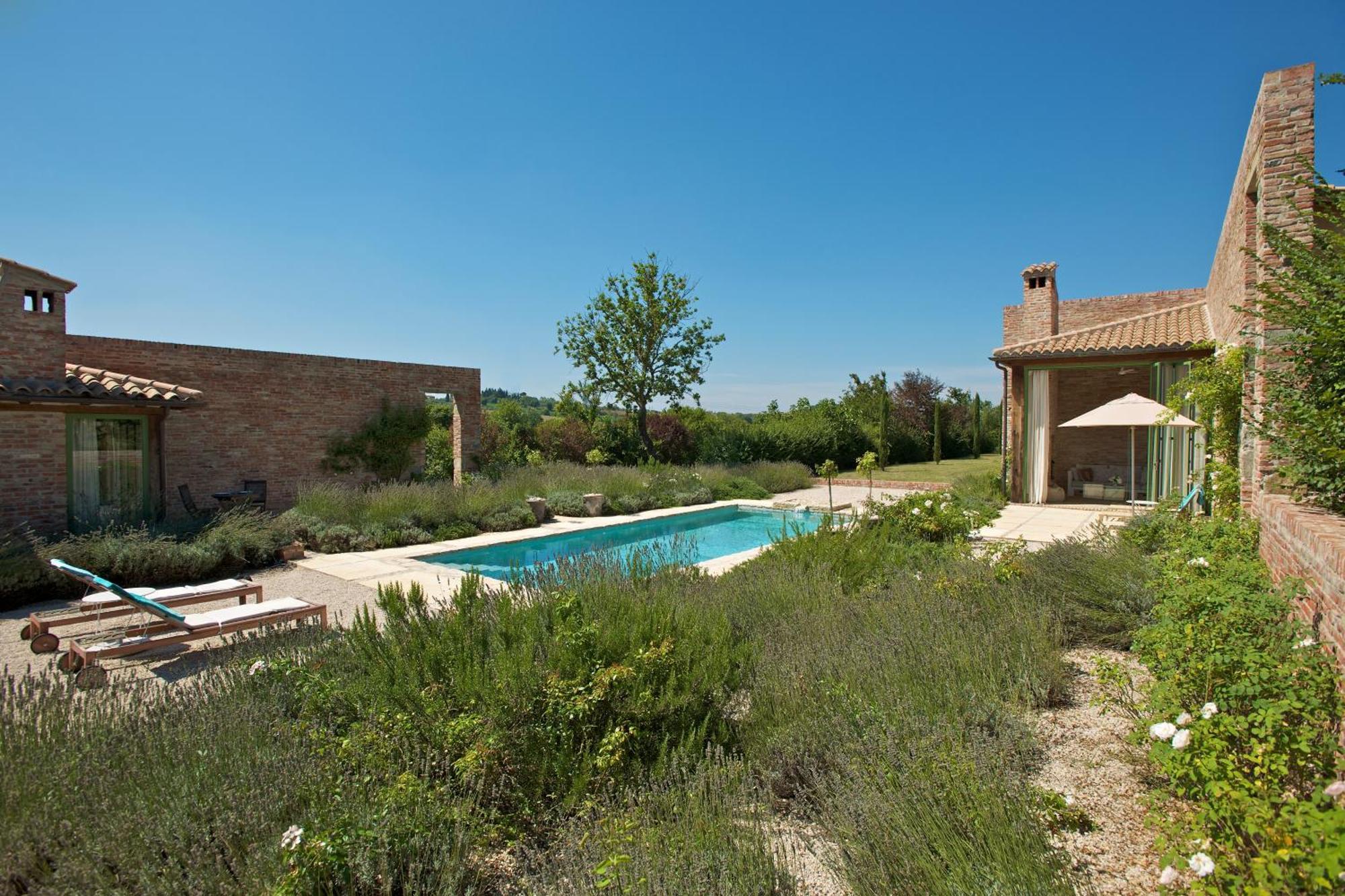 Fontelunga Hotel & Villas Pozzo  Buitenkant foto