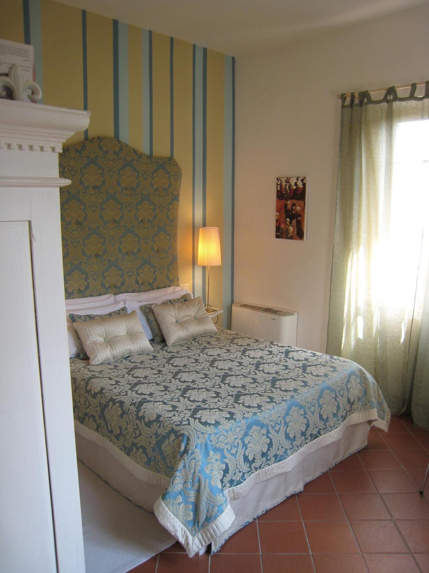 Fontelunga Hotel & Villas Pozzo  Buitenkant foto